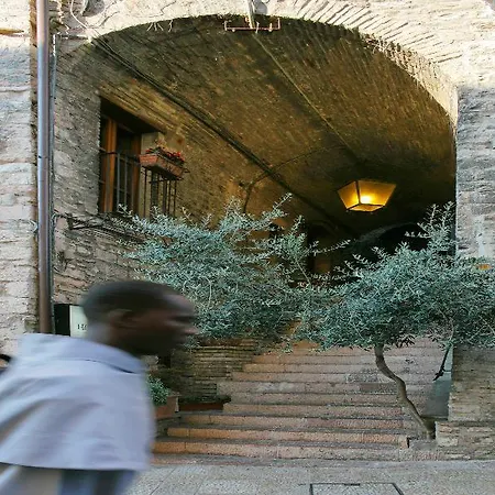 Properzio Hotel