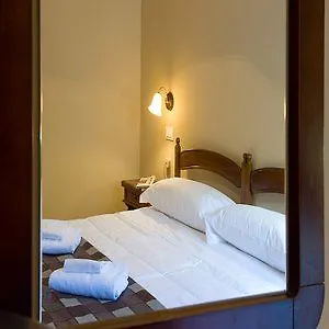 Properzio Hotell 2*