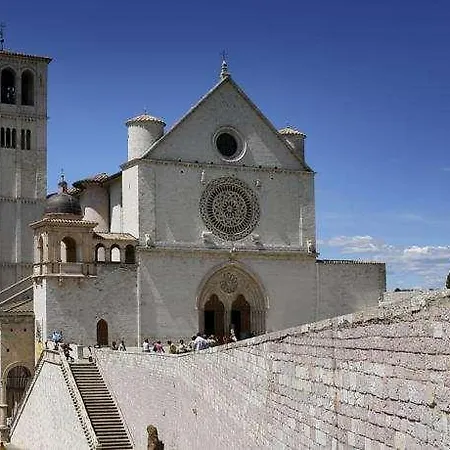 Properzio 2* Assisi