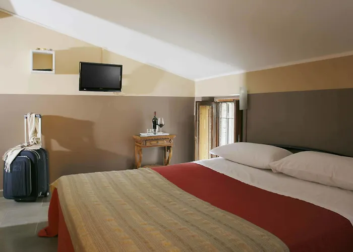 Szálloda Properzio 2*